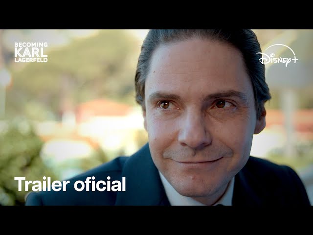 Becoming Karl Lagerfeld | Trailer Oficial | Disney+